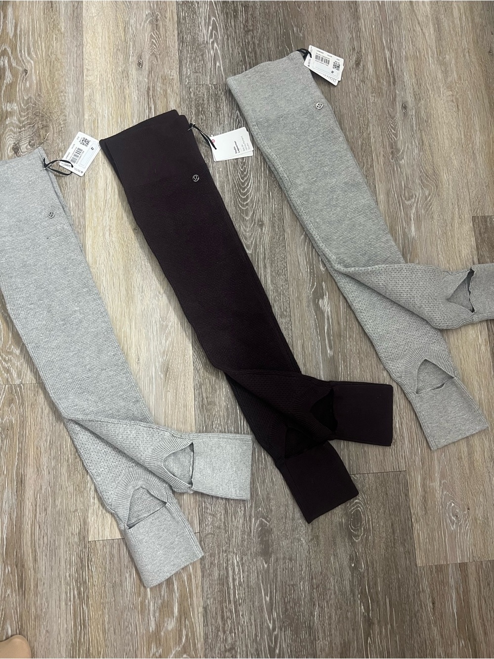NWT LULULEMON LOT 3 studio leg warmers